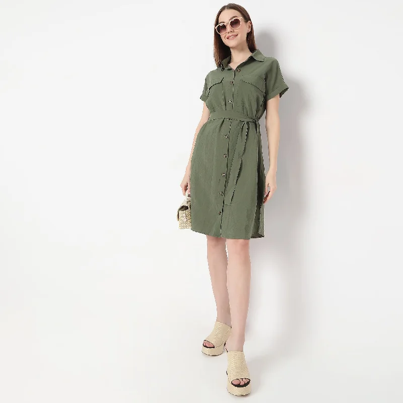 Knee Length Extended Short Sleeve Collar Dress